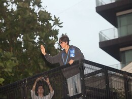 शाहरुख खान के बंगले मन्नत के बाहर घंटों खड़ा रहता था ये एक्टर, अब बन गया बॉलीवुड का 'राजकुमार' शाहरुख खान के बंगले मन्नत के बाहर घंटों खड़ा रहता था ये एक्टर, अब बन गया बॉलीवुड का 'राजकुमार'