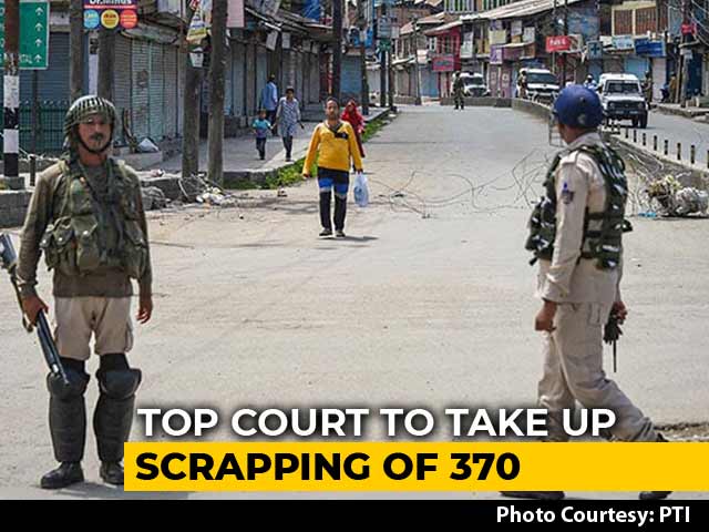 5-Judge Bench Of Supreme Court To Review Centre's Move On Article 370