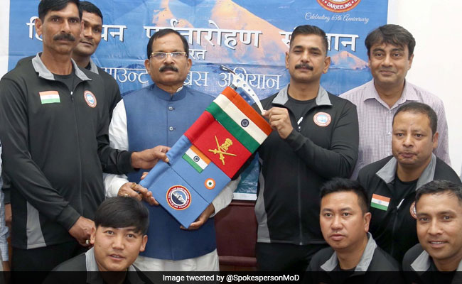 8 Member Expedition Team Sets Out To Scale Europe's Highest Peak