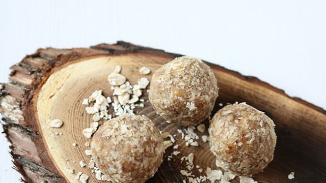 In a recent video uploaded to her Instagram, Pooja Malhotra has introduced us to this nutritious treat