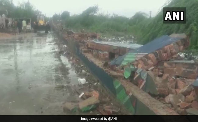 19 Killed After Heavy Rain In Gujarat, 8 Dead In Wall Collapse