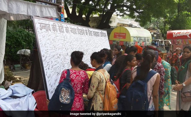 Priyanka Gandhi Vadra Thanks Girls For Supporting Campaign For Unnao Teen