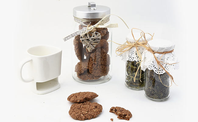7 Pretty Cookie Jars That You Won't Be Able To Resist