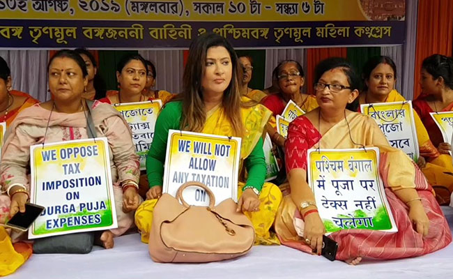 "Durga Puja Tax" Opens New Mamata Banerjee vs Centre Front