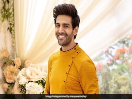 Rakshabandhan 2019: 9 Festive <i>Kurtas</i> For Men To Wear In Style Rakshabandhan 2019: 9 Festive <i>Kurtas</i> For Men To Wear In Style