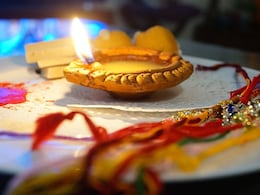 इस वर्ष भी रक्षाबंधन पर है भद्रा का साया, क्यों नहीं बांधी जाती इस काल में राखी, जानें शुभ मुहूर्त और संयोग के बारे में इस वर्ष भी रक्षाबंधन पर है भद्रा का साया, क्यों नहीं बांधी जाती इस काल में राखी, जानें शुभ मुहूर्त और संयोग के बारे में