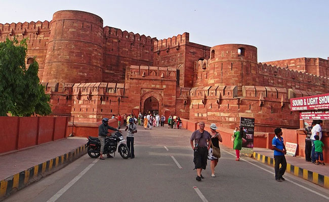 Foreigners Visiting India Can Now Get Treatment Without Medical Visa: Centre