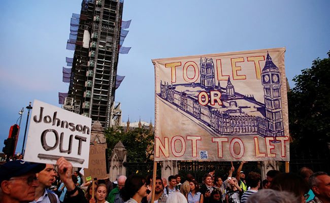 Collapse Us If You Can, British Government Dares Brexit Opponents