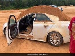 Man Arrested For Dumping Dirt On Car. His Girlfriend Was Inside Man Arrested For Dumping Dirt On Car. His Girlfriend Was Inside