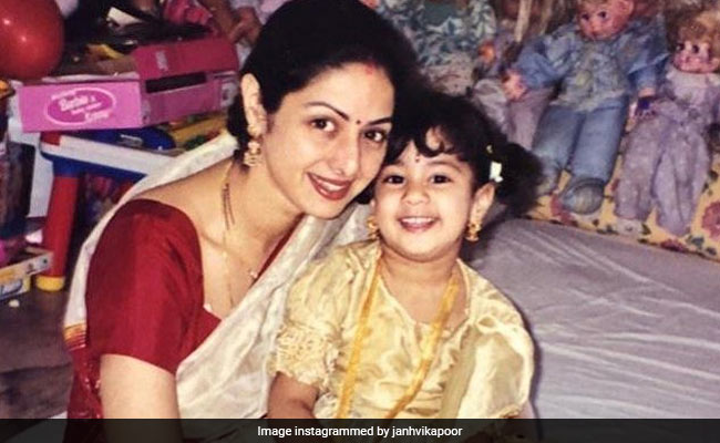 'Mumma, I Love You': On Sridevi's Birth Anniversary, Janhvi Kapoor's Touching Post