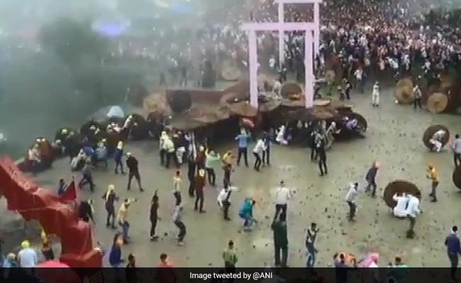 100 Injured In 10 Minutes During Uttarakhand Stone-Throwing Festival