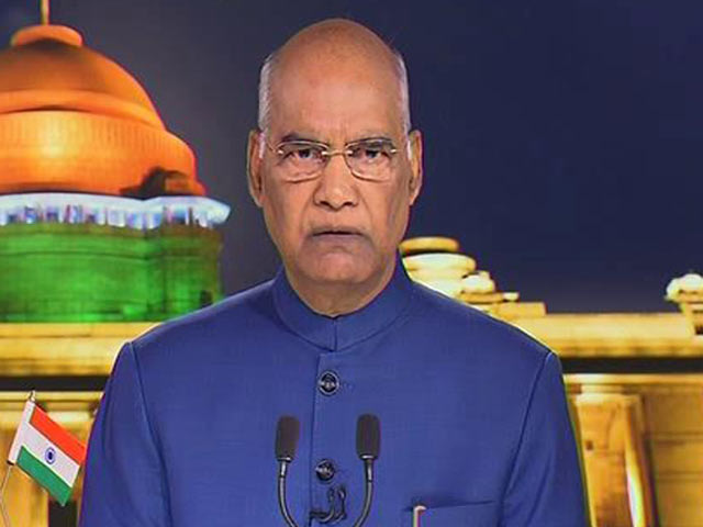 राष्ट्रपति रामनाथ कोविंद ने सांसदों के लिए रखी पार्टी, तो बॉलीवुड एक्ट्रेस बोलीं- क्या यह गैर जिम्मेदार नेतृत्व...