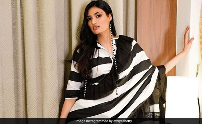 इस सेलेब्रिटी ने सुनील शेट्टी की बेटी का क्रिकेटर से जोड़ा नाम, तो गुस्से में बोलीं- तुम्हें ब्लॉक करूंगी...