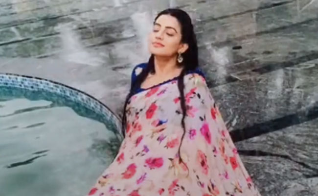 TikTok Top 5 Bhojpuri Video: अक्षरा सिंह का टिकटॉक पर धांसू धमाल, बारिश में डांस के वीडियो हुए वायरल