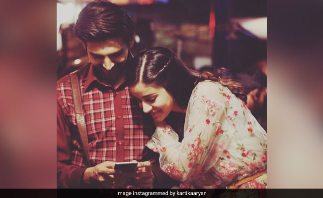 <I>Pati Patni Aur Woh</i>: What Ananya Panday Says About Working With Kartik Aaryan