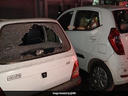 तुगलकाबाद में हिंसा: 100 से ज्यादा वाहन तोड़े, पुलिस पर किया हमला, भीम आर्मी के चीफ सहित 91 अरेस्ट तुगलकाबाद में हिंसा: 100 से ज्यादा वाहन तोड़े, पुलिस पर किया हमला, भीम आर्मी के चीफ सहित 91 अरेस्ट