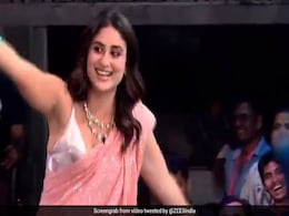 कपिल देव की गेंदबाजी पर करीना कपूर ने खूब लगाए चौके-छक्के, Video हुआ वायरल कपिल देव की गेंदबाजी पर करीना कपूर ने खूब लगाए चौके-छक्के, Video हुआ वायरल