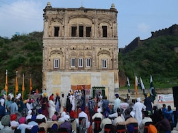 Pakistan Opens Historic Gurdwara For Sikh Devotees, 72 Years After Partition Pakistan Opens Historic Gurdwara For Sikh Devotees, 72 Years After Partition