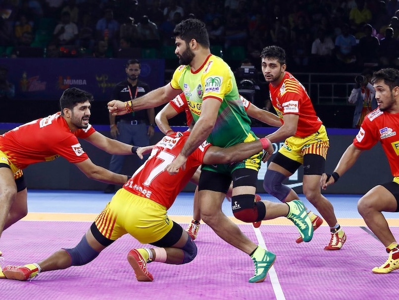PKL 7: Gujarat Fortunegiants Beat Patna Pirates To End 6-Match Losing Streak PKL 7: Gujarat Fortunegiants Beat Patna Pirates To End 6-Match Losing Streak