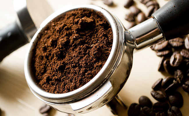 8 Amazing Coffee Scrubs To Keep Your Skin Flawless