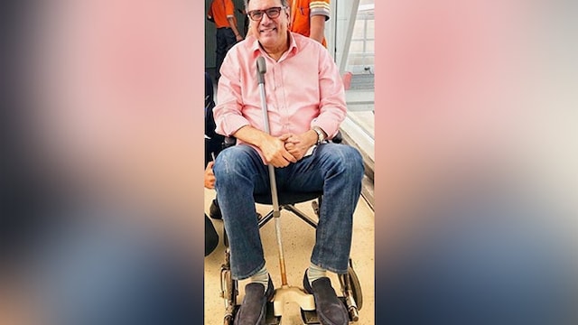 Boman Irani gets rid of spine problem without surgery