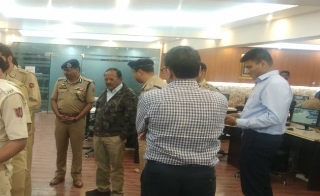 Ajit Doval Meets Security Forces At "Situation Cabin" In J&K, Shares Meal