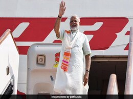 PM Modi Arrives In France To Attend G7 Summit, Will Speak On Global Issues PM Modi Arrives In France To Attend G7 Summit, Will Speak On Global Issues