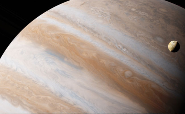 Jupiter Still Suffering From 4.5 Billion-Year-Old Collision With Planet