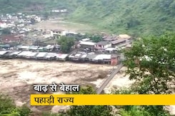रवीश कुमार का प्राइम टाइम: उत्तर भारत के पहाड़ी राज्यों में विकराल हुईं नदियां रवीश कुमार का प्राइम टाइम: उत्तर भारत के पहाड़ी राज्यों में विकराल हुईं नदियां