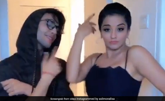 भोजपुरी एक्ट्रेस मोनालिसा की अदाओं ने सोशल मीडिया पर ढाया कहर, Video हुआ वायरल