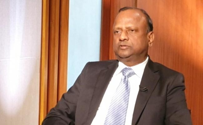 This Is How Much Ex-SBI Chairman Rajnish Kumar Earned At The Bank