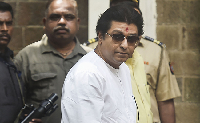 Raj Thackeray Attacks "Outsider" Candidate In Pune Contest