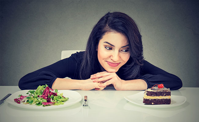 Avoid unhealthy midnight snacks with these healthier alternatives