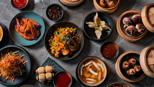 The Hong Kong Club's Sunday Brunch Is A Feisty Mix Of Cantonese Delicacies, Cocktails And Live Music