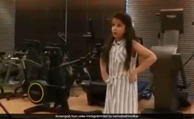 Sitara's Dance Video Gives Namrata Shirodkar A 'Reason To Smile'