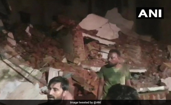 4 Killed, 5 Injured In Building Collapse In Gujarat
