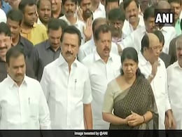 Karunanidhi Death Anniversary: MK Stalin, Kanimozhi Lead Procession Karunanidhi Death Anniversary: MK Stalin, Kanimozhi Lead Procession