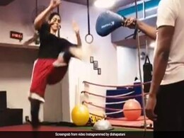 Disha Patani Video: दिशा पटानी ने धांसू एक्शन में आजमाए हाथ, वीडियो उड़ा देगा होश Disha Patani Video: दिशा पटानी ने धांसू एक्शन में आजमाए हाथ, वीडियो उड़ा देगा होश