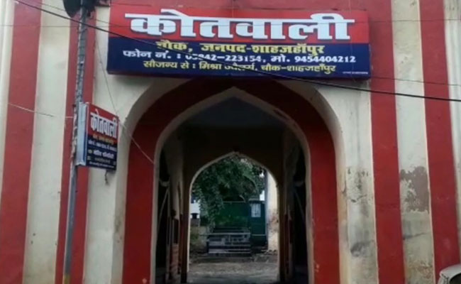 पूर्व BJP सांसद चिन्मयानंद के खिलाफ FIR दर्ज, शोषण का आरोप लगाने वाली लड़की के गायब होने का है मामला