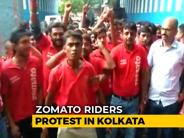 "Forced To Deliver Beef And Pork": Zomato Riders Protest In Kolkata