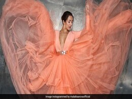 मलाइका अरोड़ा की अदाओं ने जीता सबका दिल, पीच गाउन में इस तरह दिखा खूबसूरत अंदाज मलाइका अरोड़ा की अदाओं ने जीता सबका दिल, पीच गाउन में इस तरह दिखा खूबसूरत अंदाज
