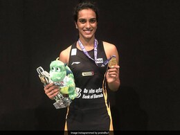 पीवी सिंधु ने किया खुलासा क्यों वह पोडियम पर अपने आंसू नहीं रोक सकीं पीवी सिंधु ने किया खुलासा क्यों वह पोडियम पर अपने आंसू नहीं रोक सकीं