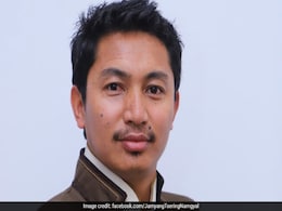 लोकसभा में अपने भाषण से चर्चा में आए लद्दाख के सांसद ने अरुण जेटली के निधन पर जताया दुख, दिया यह बयान लोकसभा में अपने भाषण से चर्चा में आए लद्दाख के सांसद ने अरुण जेटली के निधन पर जताया दुख, दिया यह बयान