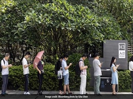 China's Online Army Shows Brands Who Is In Charge Amid Hong Kong Crisis China's Online Army Shows Brands Who Is In Charge Amid Hong Kong Crisis