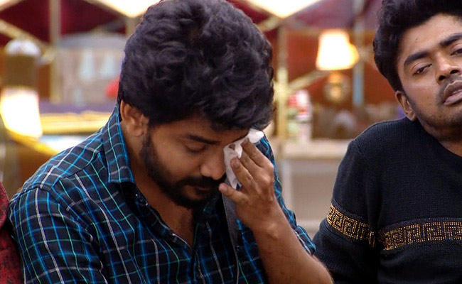 <i>Bigg Boss Tamil 3</i> Day 38 Written Update: Kavin Breaks Down While Clarifying Things With Sakshi
