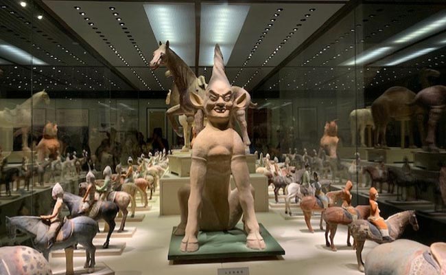 शिनजियांग डायरी 1 : उइघर मुस्लिम कितने मुक्त