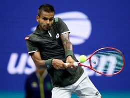 Tennis: सुमित नागल बोले, 'रोजर फेडरर से मैच की उत्सुकता में दो दिन सो नहीं सका था' Tennis: सुमित नागल बोले, 'रोजर फेडरर से मैच की उत्सुकता में दो दिन सो नहीं सका था'