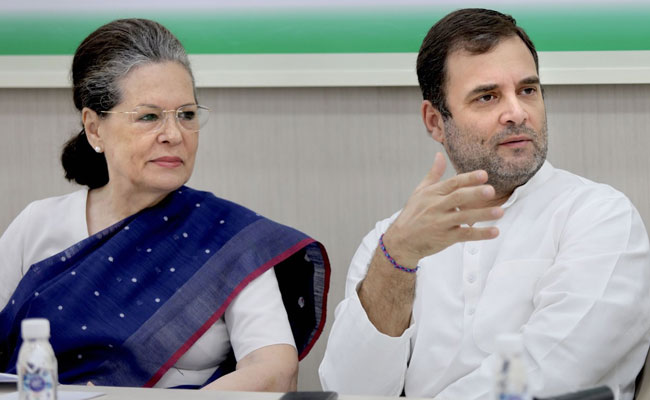 Income Tax Department Gets Notice On Gandhis' Pleas Against Assessment Transfer