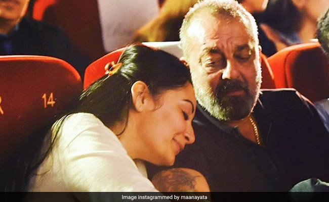 Maanyata And Sanjay Dutt's Loved-Up Pic Is All Heart. Manisha Koirala Comments