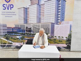 आयुष्मान कार्ड धारकों से पैसा मांग रहे थे अस्पताल के कर्मचारी, अस्पताल को ही योजना से बाहर कर दिया गया आयुष्मान कार्ड धारकों से पैसा मांग रहे थे अस्पताल के कर्मचारी, अस्पताल को ही योजना से बाहर कर दिया गया